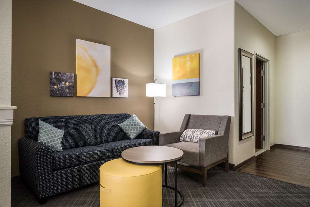Comfort Inn & Suites Victoria North - photo 34