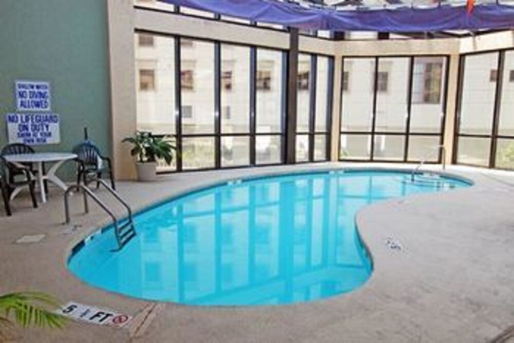 Units at Beach Cove Resort by Elliott Beach Rentals - photo 12