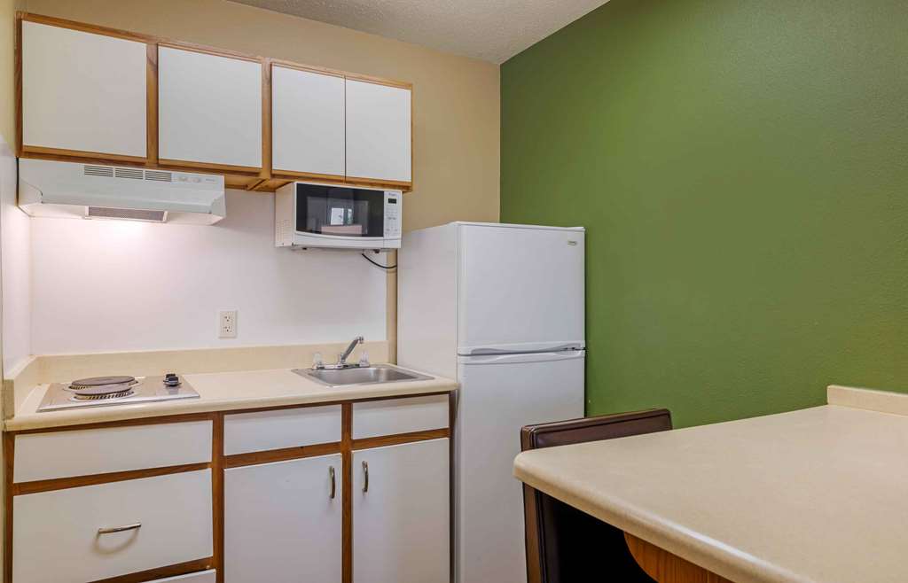 Extended Stay America Suites Washington DC Germantown Town C - photo 33