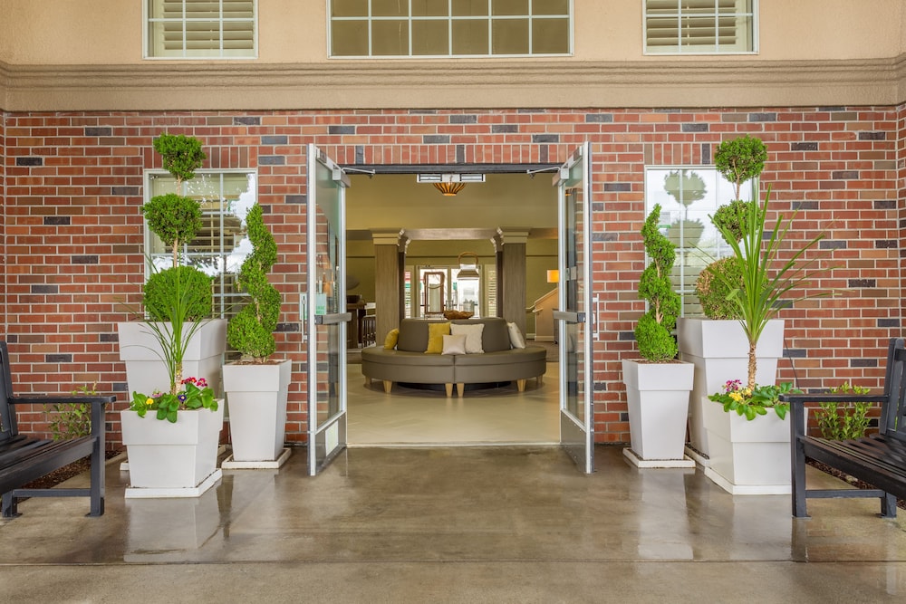 Holiday Inn Auburn by IHG - photo 32