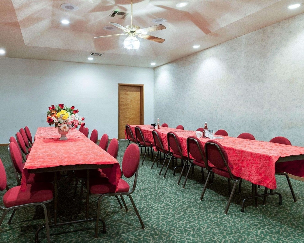 Rodeway Inn Jasper - photo 32