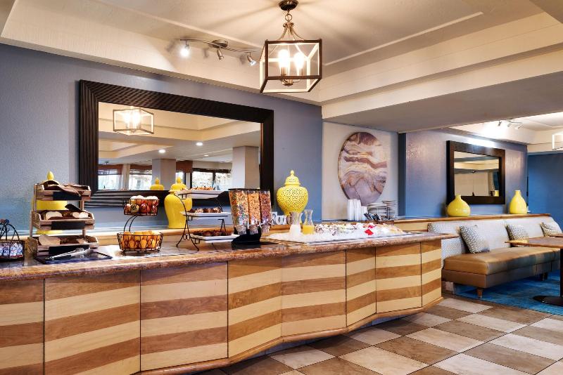 Atrium Hotel at Orange County Airport - photo 31