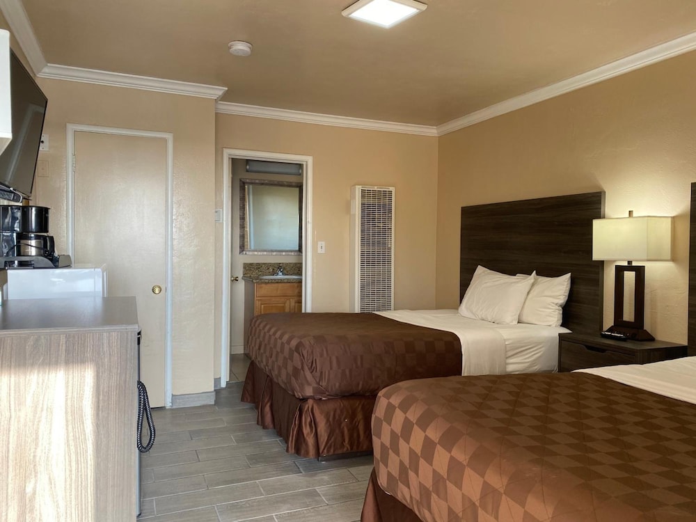 Holland Inn & Suites - photo 13