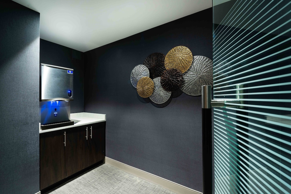 Staybridge Suites Boston Quincy by IHG - photo 28