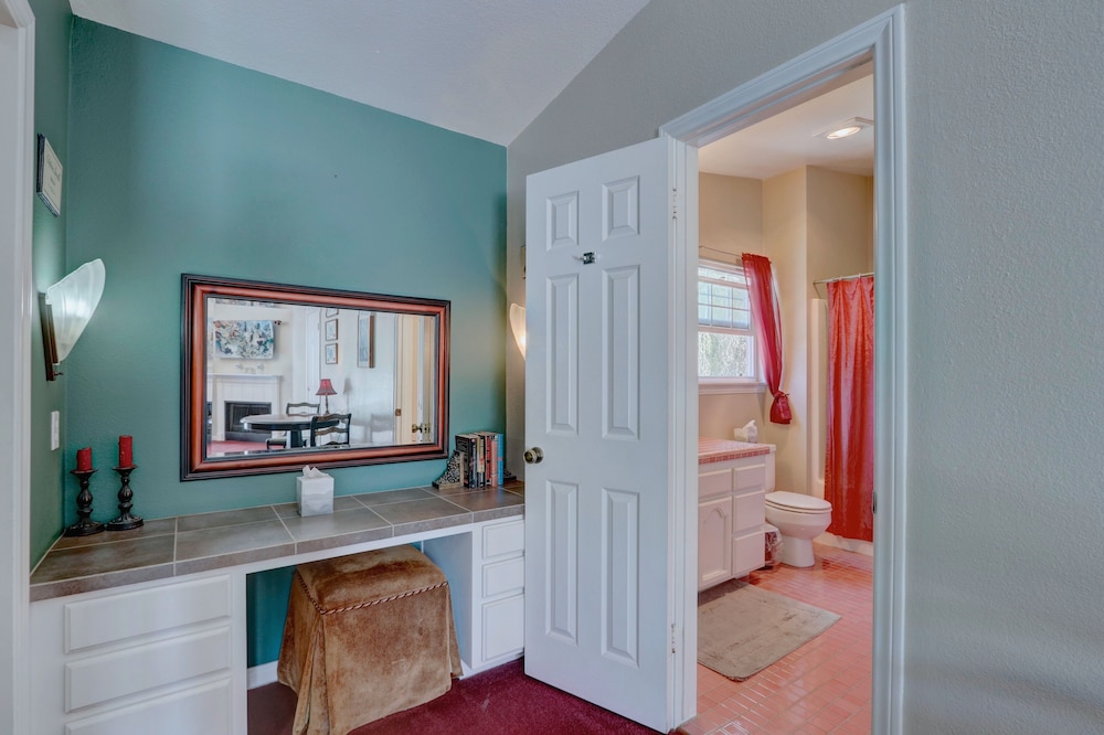 Pelican Cove Inn - photo 104