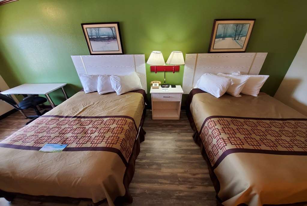 Days Inn by Wyndham Monett - photo 19