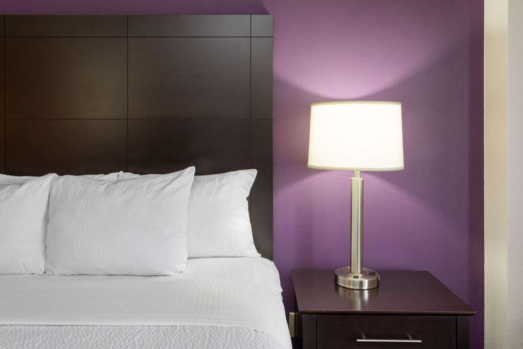 La Quinta Inn & Suites by Wyndham Minneapolis Bloomington W - photo 28