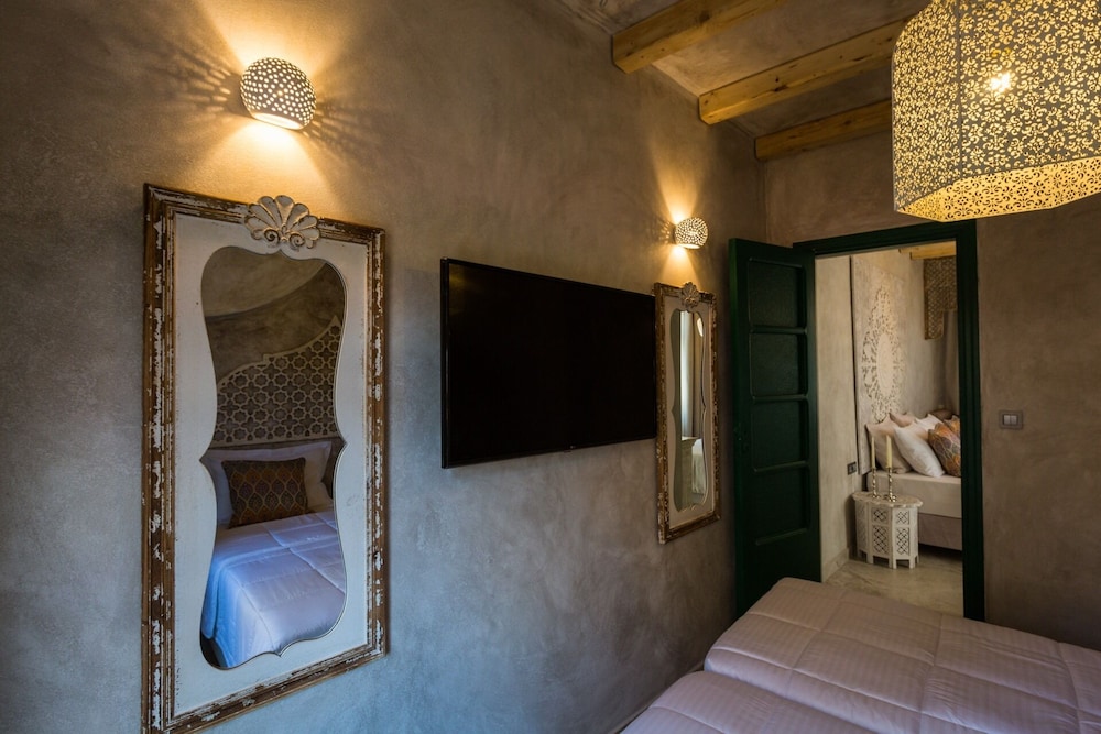 Decan Concept Boutique Estate — Rodos