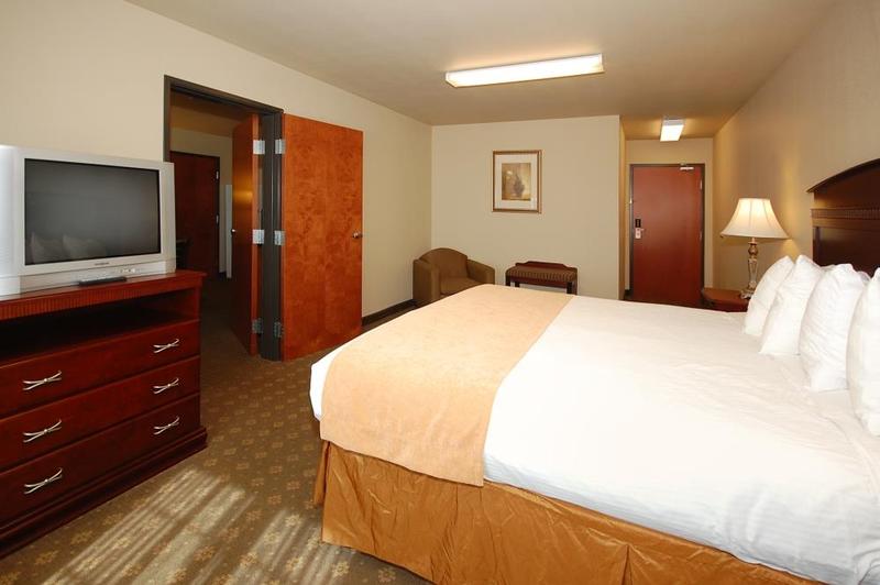 Franklin Inn & Suites - photo 31