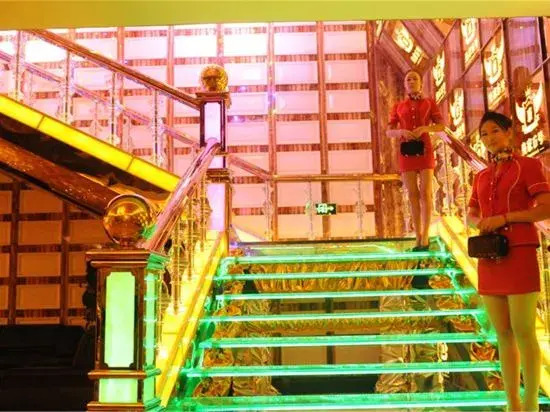 Heavenly Lake Hotel — hotel in Fukang
