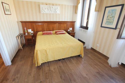 Area Sacra Relais — 4-Star Luxury Hotel in Rome, Italy