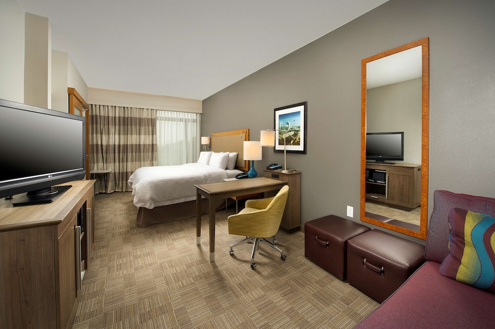 Hampton Inn & Suites San Antonio Northwest Medical Center - photo 10