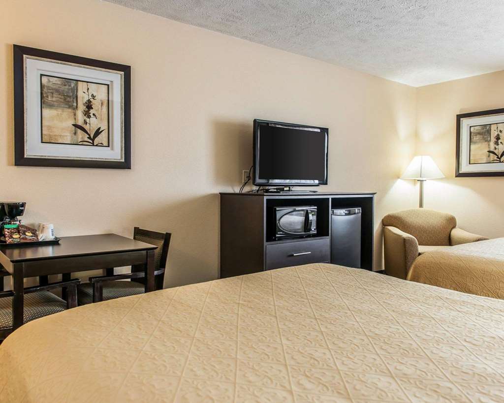 Quality Inn & Suites Mattoon Area - photo 12