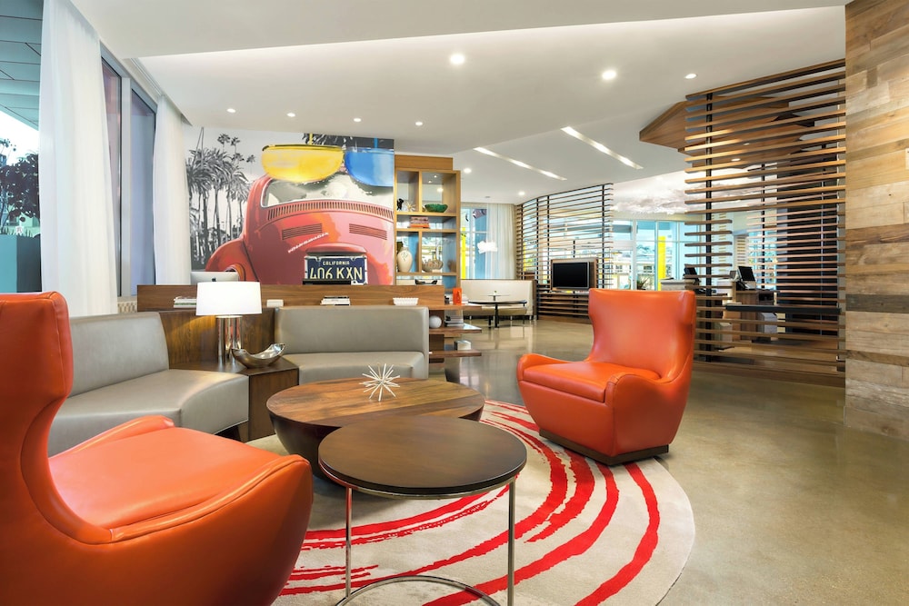 Courtyard by Marriott Santa Monica - photo 2