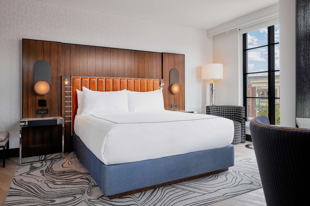 The Godfrey Detroit Curio Collection By Hilton - photo 17