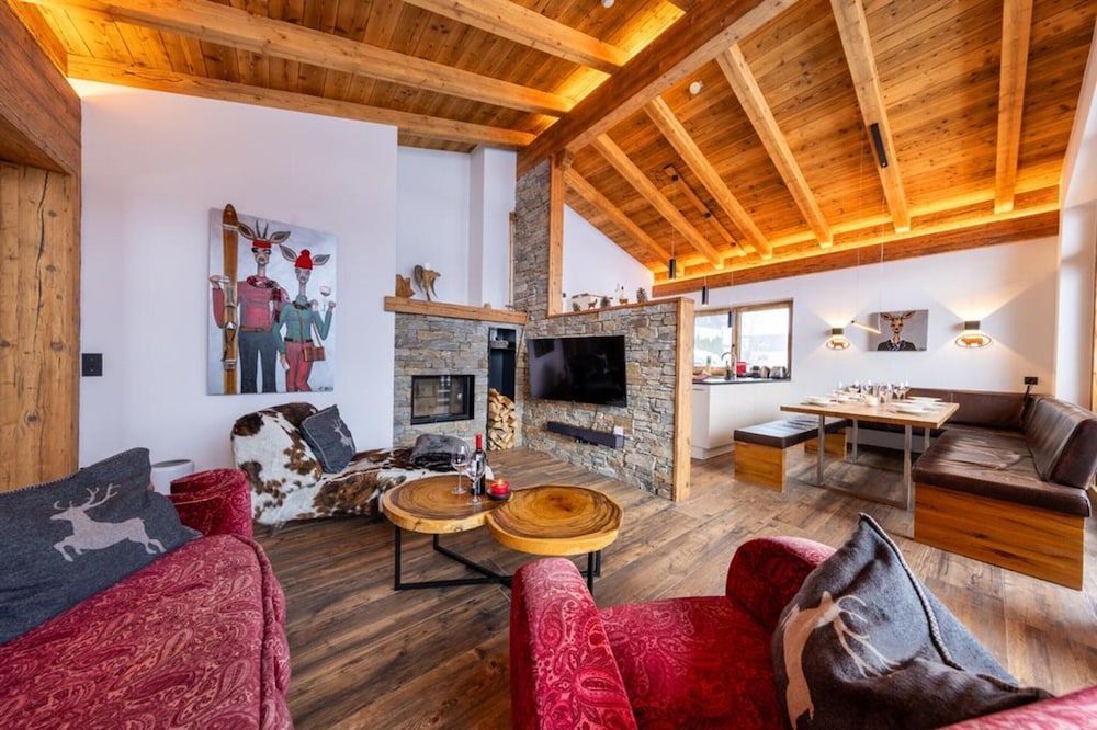 Nationalpark Chalet Blessachkopf — 4-Star Luxury Hotel in Neukirchen Am Grossvenediger, Austria
