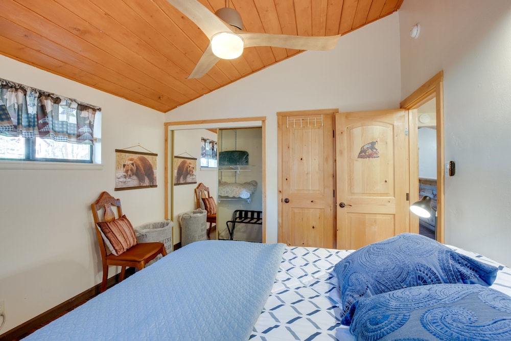 3 Mi to Heavenly Mountain Resort Home with Deck - photo 25