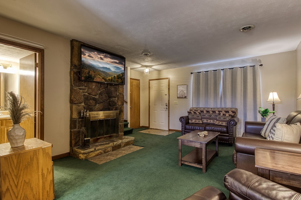 Pinecrest Hotel B - photo 6