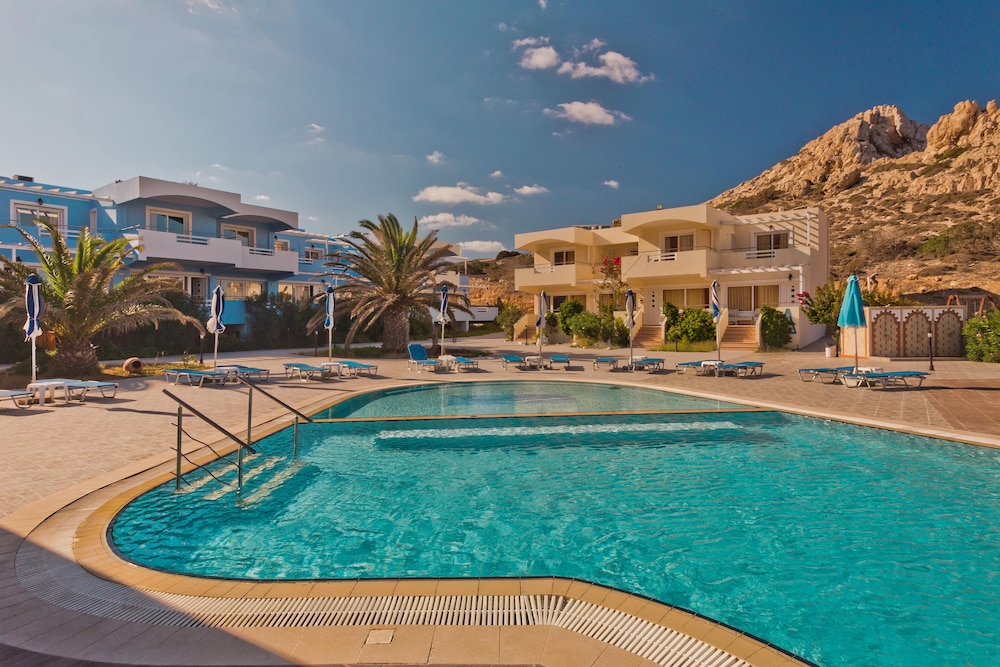 Royal Beach Hotel - carbon neutral hotel in Karpathos