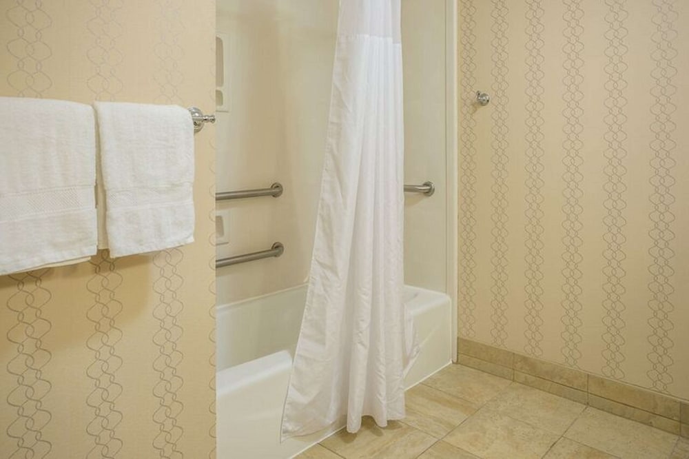 Hampton Inn Somerset - photo 50