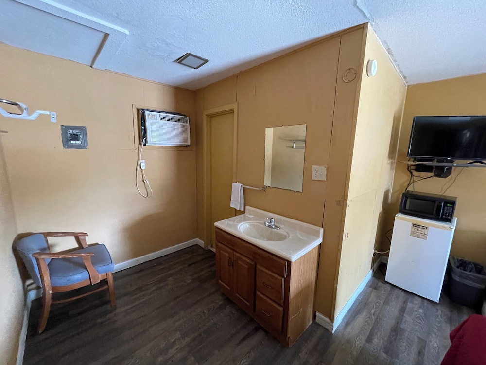 Tropic Motel - photo 6
