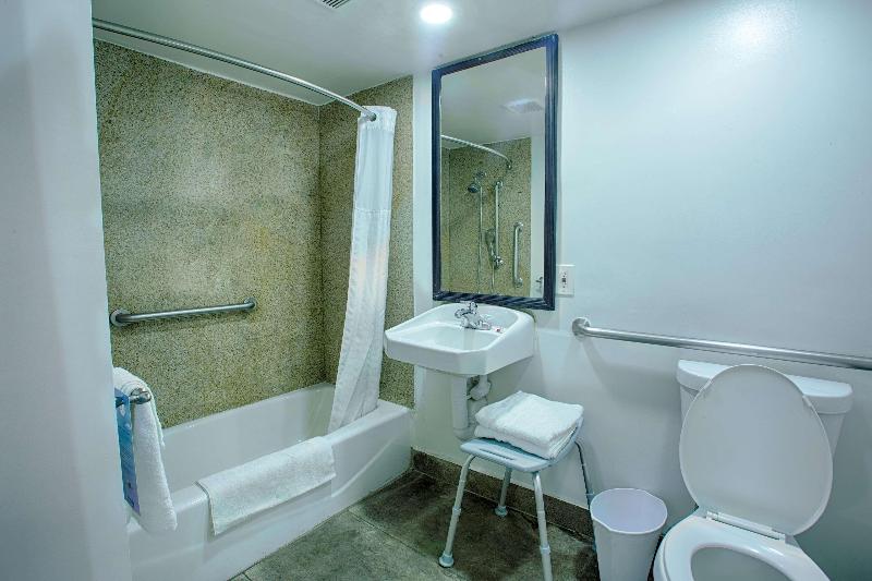 Travelodge by Wyndham Phoenix Downtown - photo 38