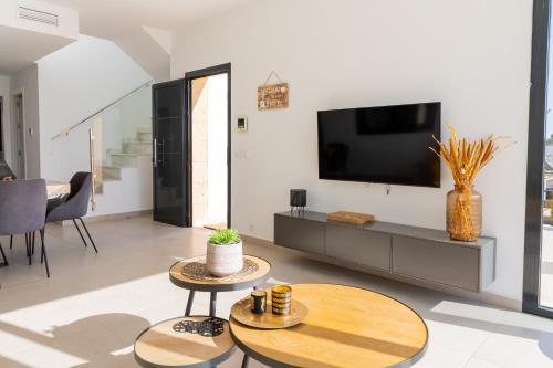 Villa Birdie Finestrat — 4-Star Luxury Hotel in Finestrat, Spain