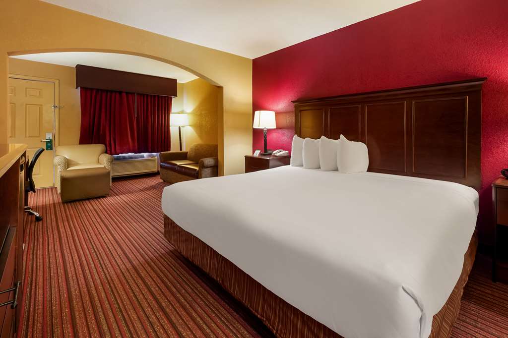 Quality Inn & Suites West Helena - photo 12