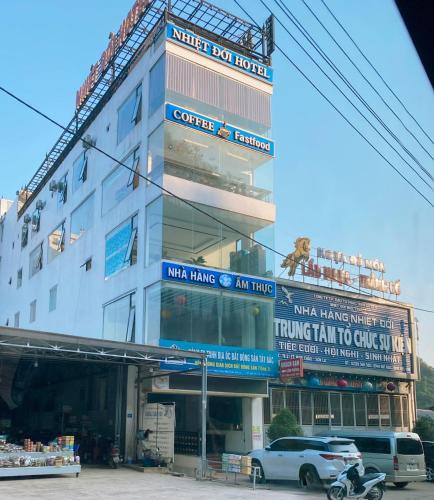 Khách Sạn Nhiệt Đới Mộc Châu in Moc Chau, Vietnam