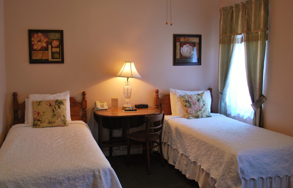The Inn on Third - photo 15