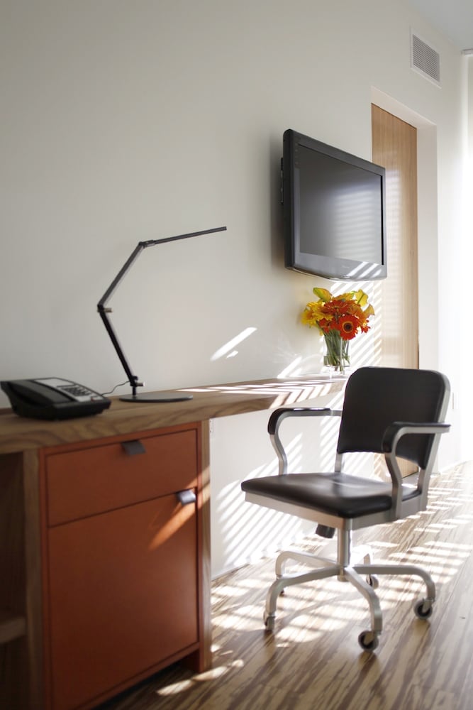 H2Hotel - photo 10