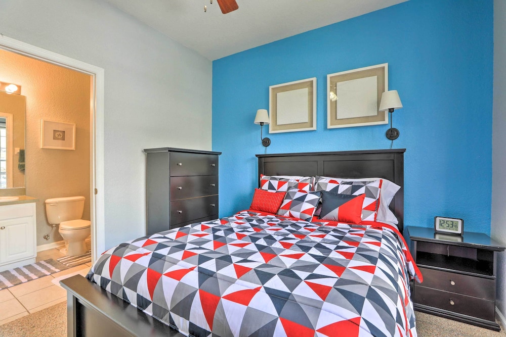 Resort Townhome w Splash Pool 7 Mi to Disney - photo 9