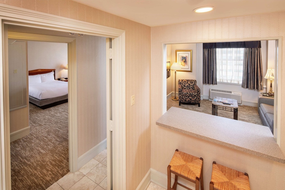 Hilton Cincinnati Netherland Plaza - photo 37