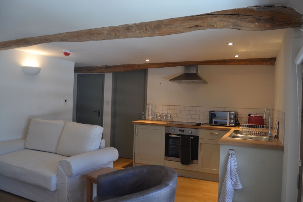 The Corner House Canterbury — 4-Star Luxury Hotel in Canterbury, United Kingdom