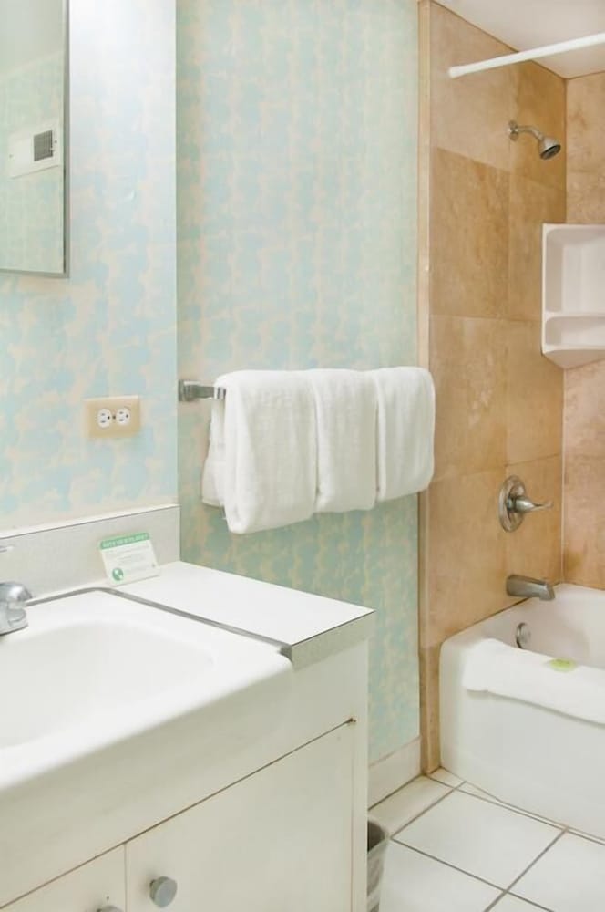 Holiday Surf Hotel - photo 35