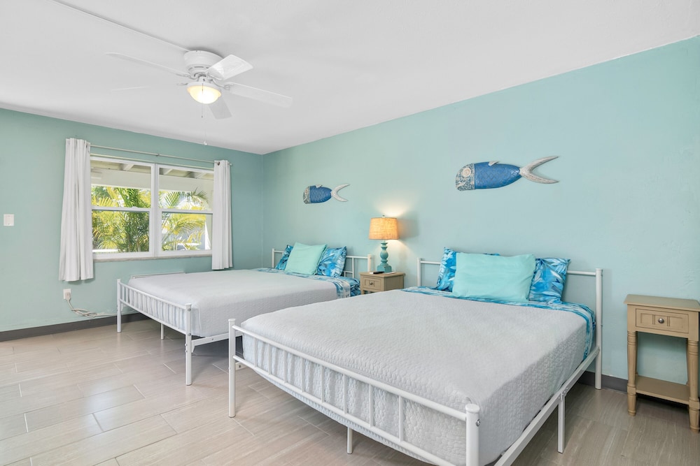 Latitude 26 Waterfront Boutique Resort Fort Myers Beach - photo 22