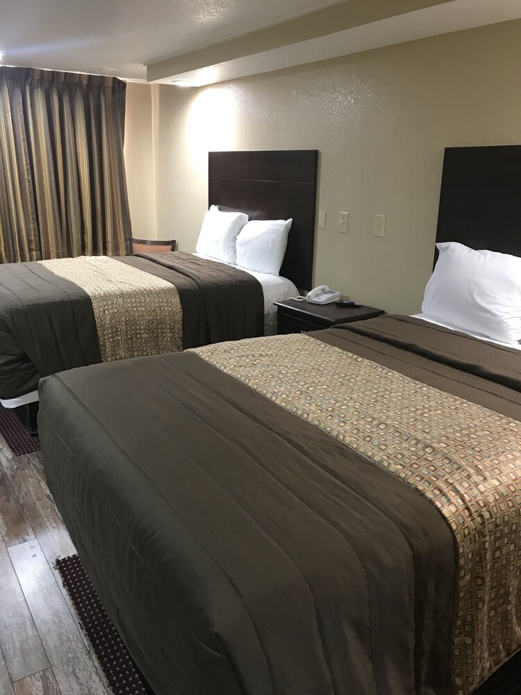 Memphis Inn - photo 14