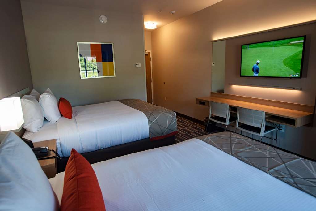Microtel Inn & Suites by Wyndham Amsterdam - photo 21