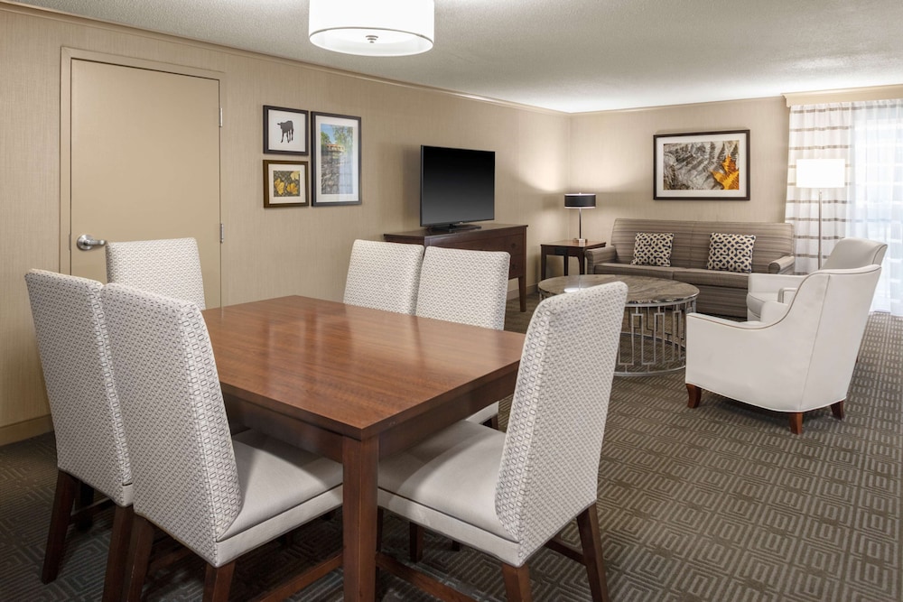 DoubleTree by Hilton Burlington Vermont - photo 16