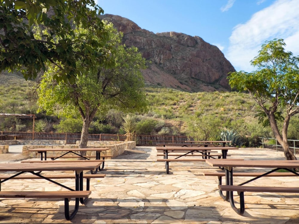 Terlingua Ranch Lodge - photo 10