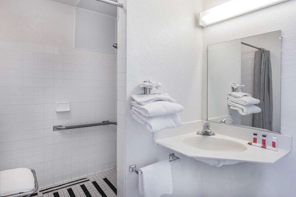 Travelodge by Wyndham Miles City - photo 22