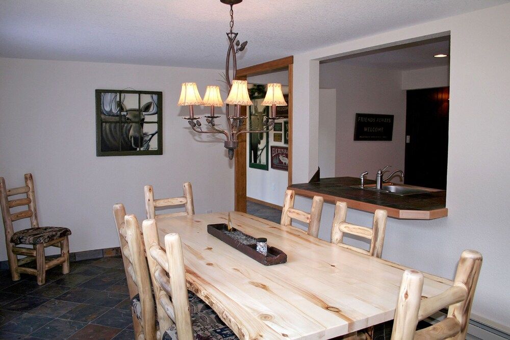 Rocky Mountain Retreat 1 - photo 3