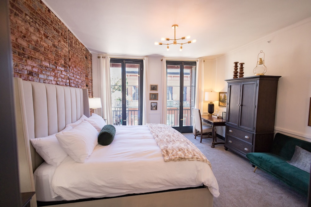 Speakeasy Suites - photo 18