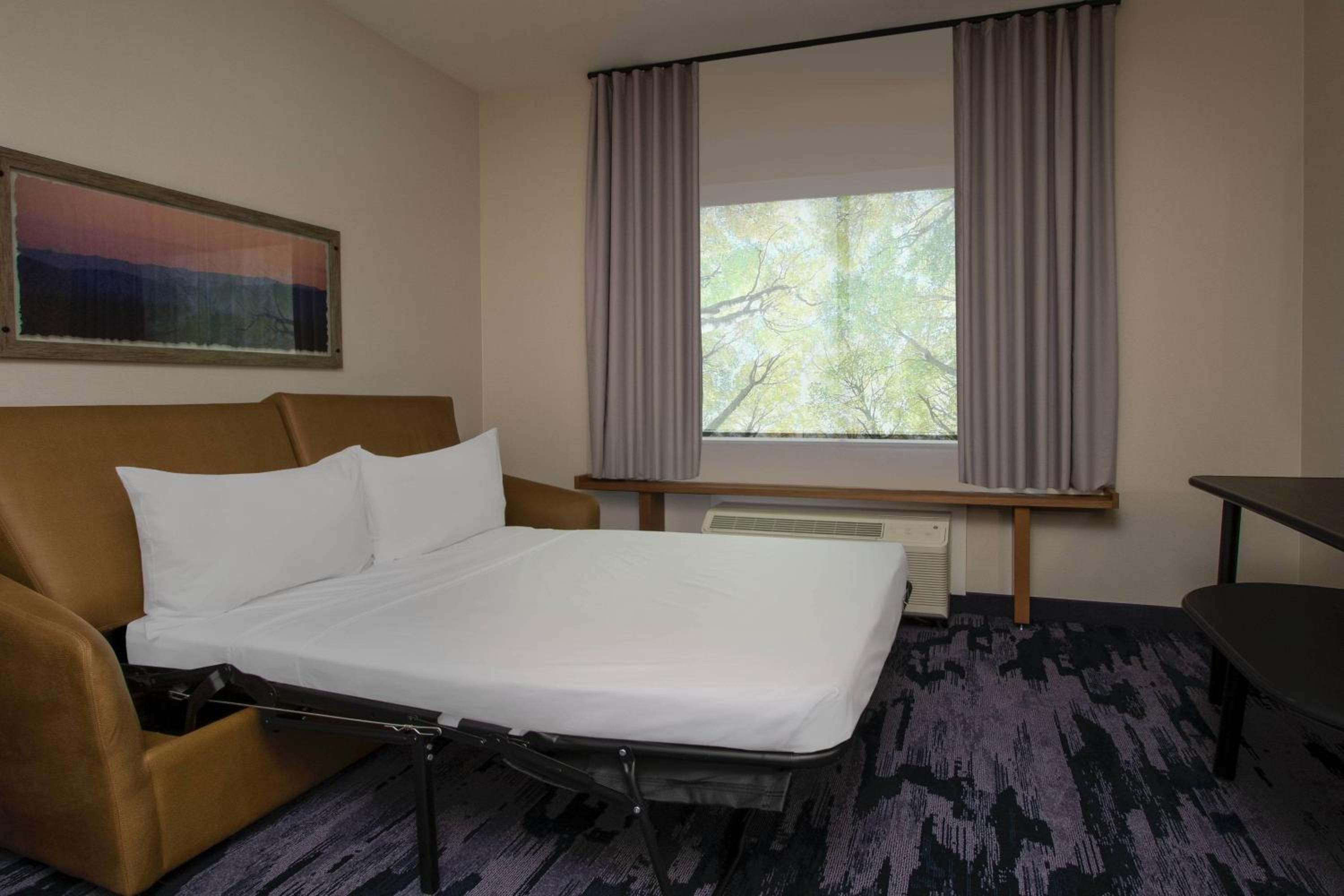 Fairfield Inn & Suites Duncan - photo 21