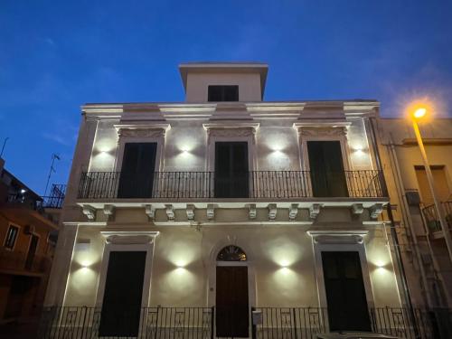 Teresa e Michele’s Mediterranean rooms in Pozzallo, Italy