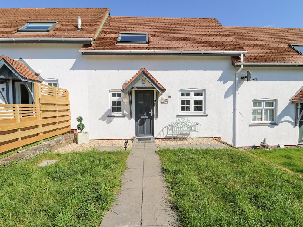 The Cwtch - carbon neutral hotel in Cardigan