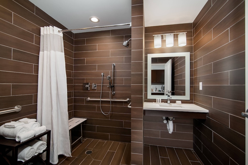 TownePlace Suites Fort Worth University Area Medical Center - photo 13