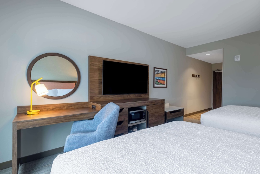 Hampton Inn by Hilton Kansas City Southeast - photo 13