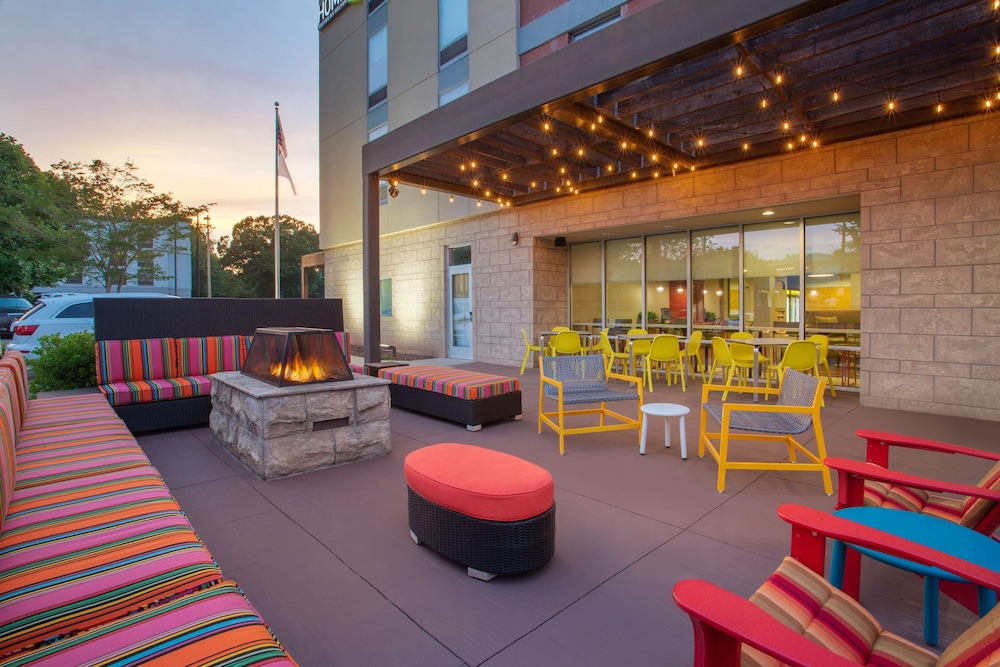 Home2 Suites by Hilton Charlotte I 77 Tyvola Rd - photo 2
