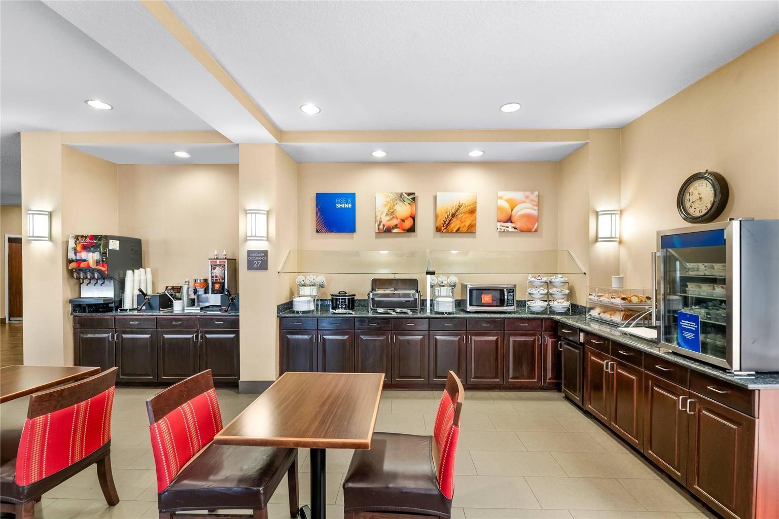 Comfort Suites Orlando Airport - photo 28